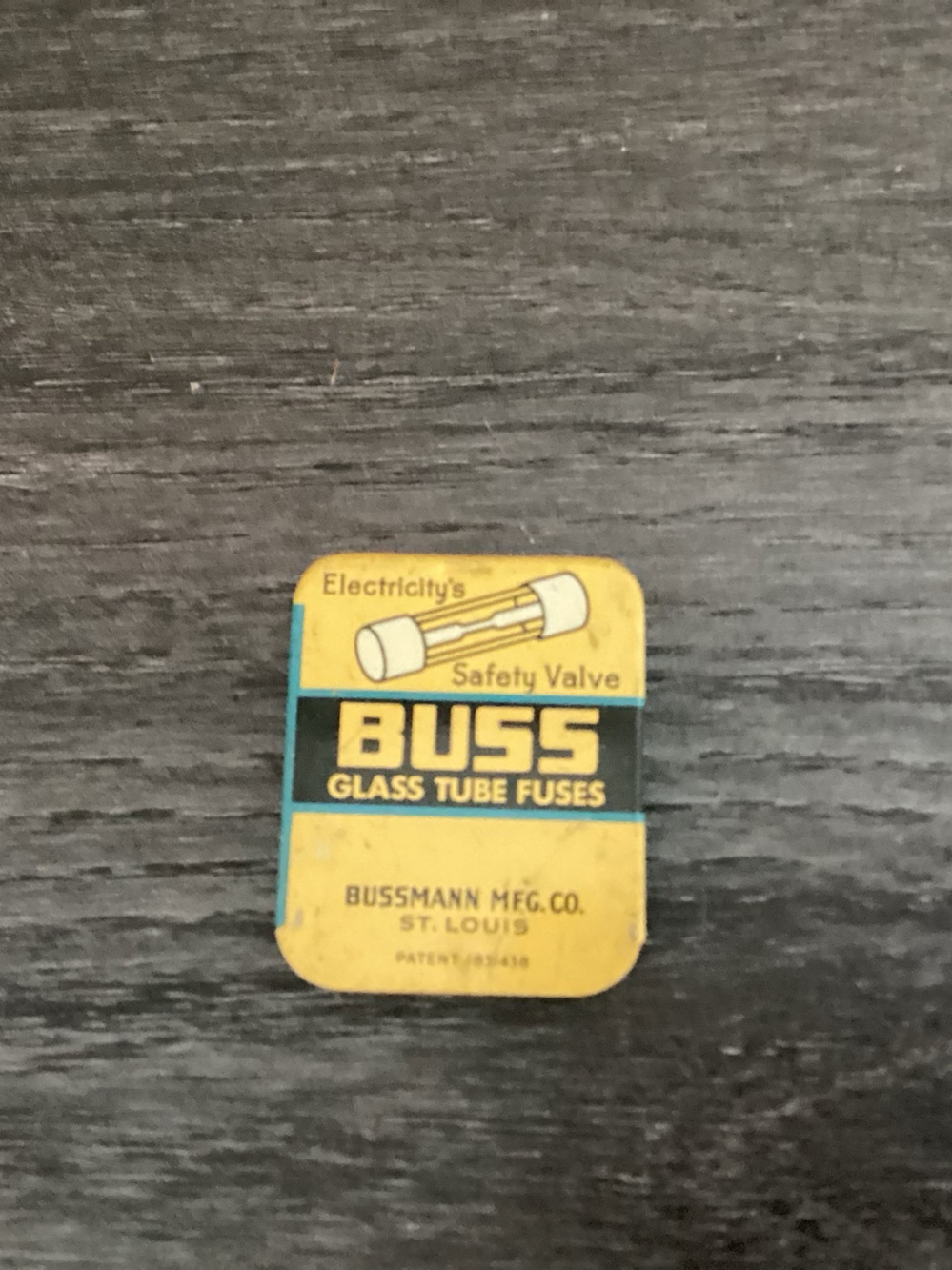 Vtg. BUSS Glass TUBE Fuses. Buss Mann Mfg. Co. St. Louis COLLECTABLE